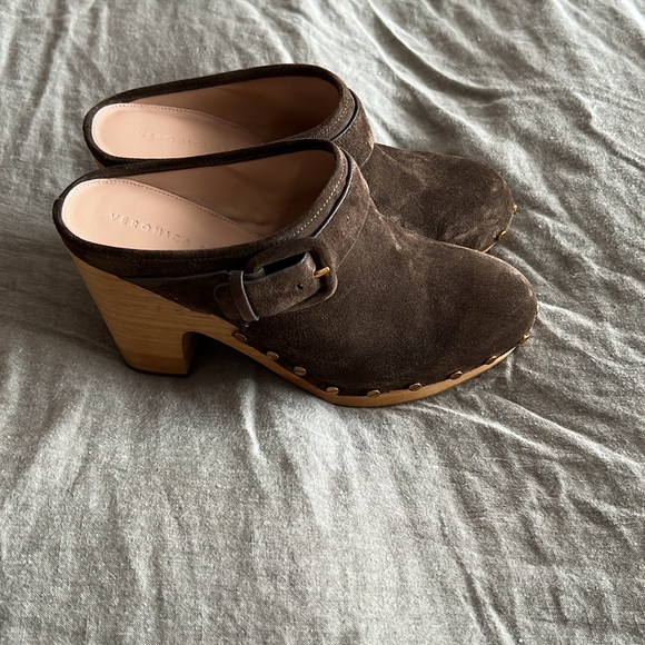 Veronica Beard Dacey Clogs - Picture 3 of 7